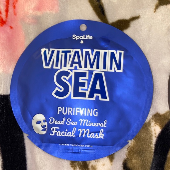 Face masks - Picture 3 of 6